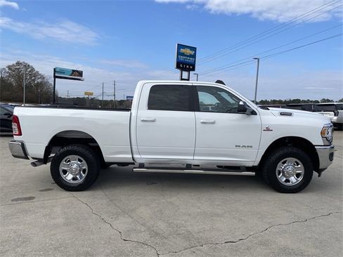 Used 2022 RAM 2500 Big Horn w/ Cold Weather Group image 7