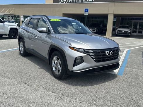 Certified 2022 Hyundai Tucson SEL w/ Cargo Package FWD image 4
