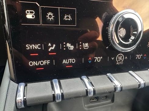 New 2026 GMC Terrain AT4 w/ Convenience Package III image 28