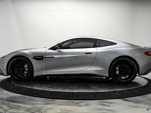 Used 2014 Aston Martin Vanquish Coupe image 5