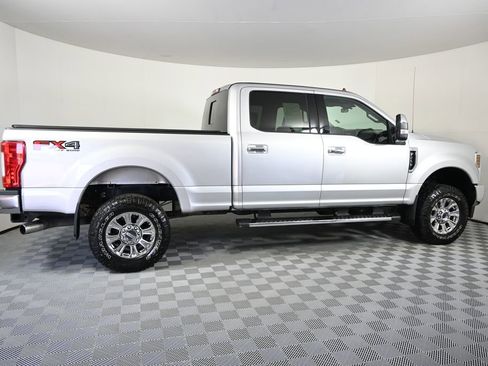 Used 2019 Ford F250 XLT w/ XLT Premium Package AWD/4WD image 8
