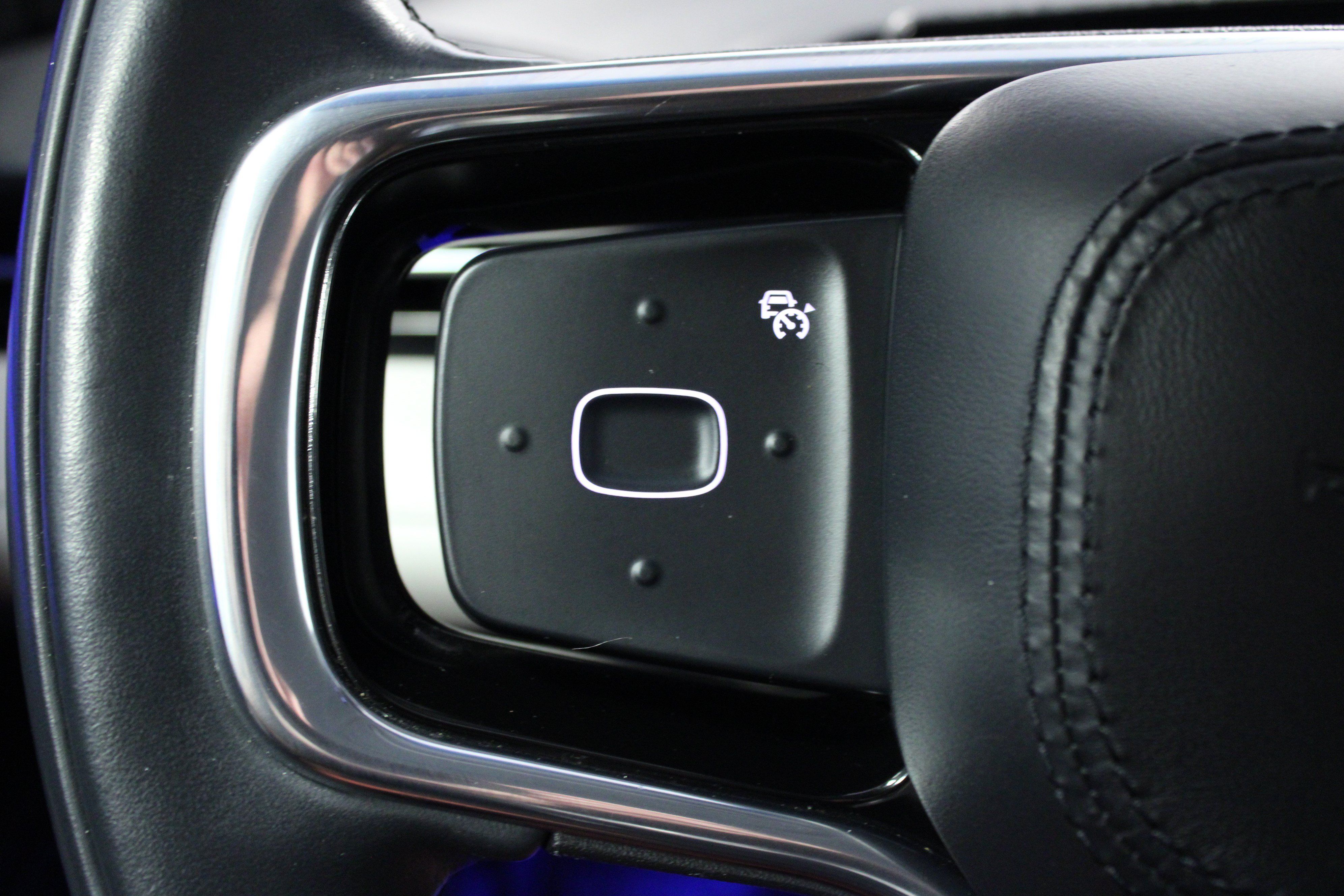 Used 2024 Lincoln Nautilus Reserve AWD/4WD image 20