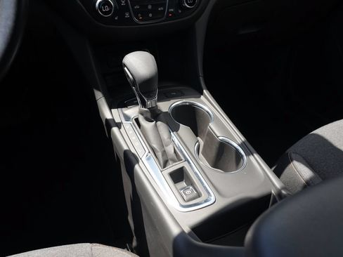 Certified 2024 Chevrolet Equinox LT AWD/4WD image 25