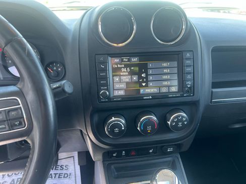 Used 2016 Jeep Patriot High Altitude FWD image 21