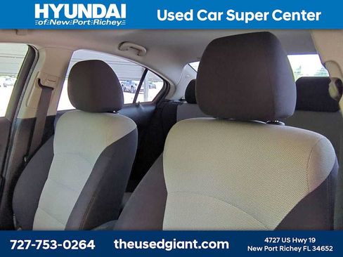 Used 2012 Chevrolet Cruze LS w/ Connectivity Package FWD image 7