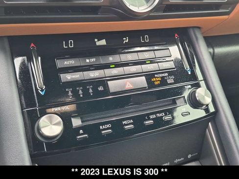 Used 2023 Lexus IS 300 w/ Comfort Package RWD image 22