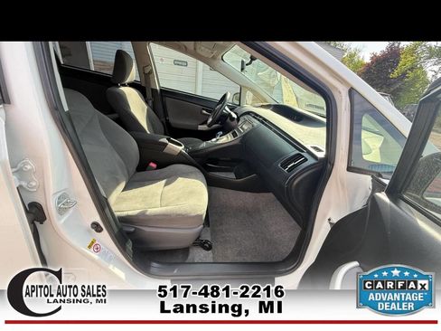 Used 2012 Toyota Prius Two FWD image 19