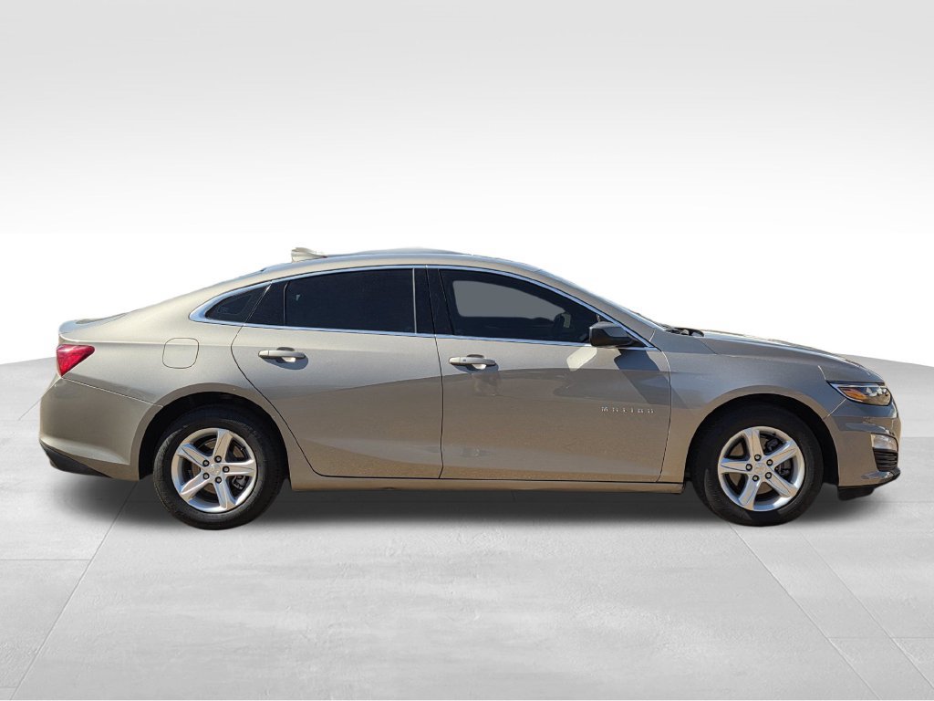 Used 2023 Chevrolet Malibu LT w/ Driver Confidence Package FWD image 5