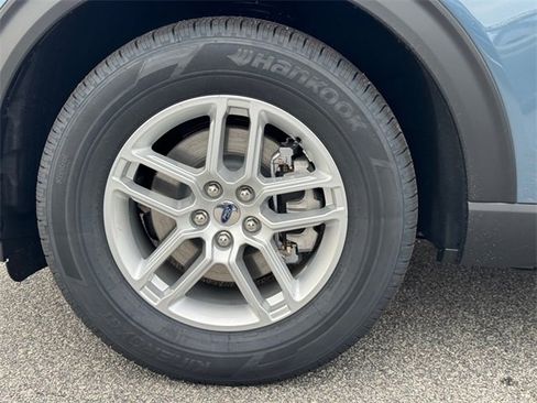 New 2026 Ford Explorer Active image 9