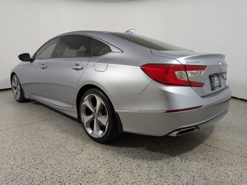 Used 2020 Honda Accord Touring image 5
