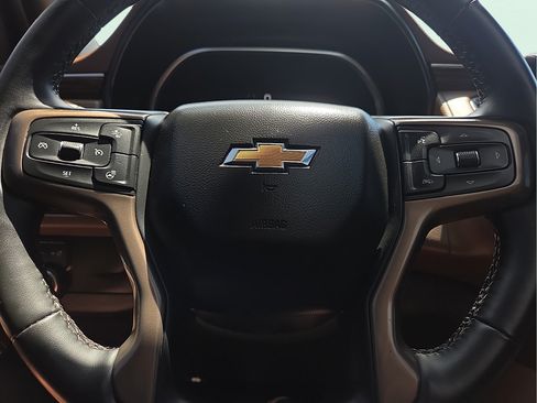 Used 2024 Chevrolet Tahoe High Country AWD/4WD image 19