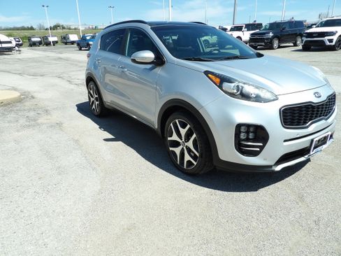Used 2019 Kia Sportage SX FWD image 4