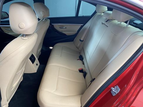 Used 2018 BMW 330i xDrive Sedan w/ Premium Package AWD/4WD image 18