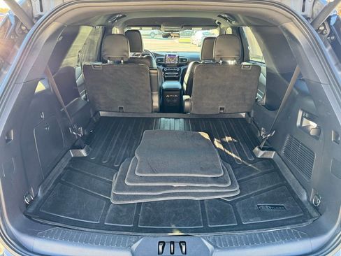 Used 2021 Ford Explorer ST image 32