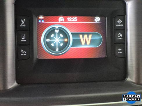 Used 2016 Dodge Charger SE image 18