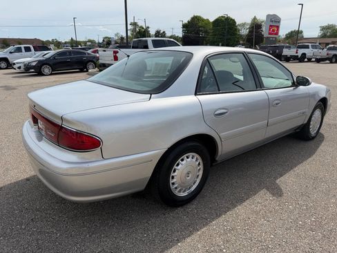 Used 2002 Buick Century Limited w/ Limited Edition Pkg FWD image 5