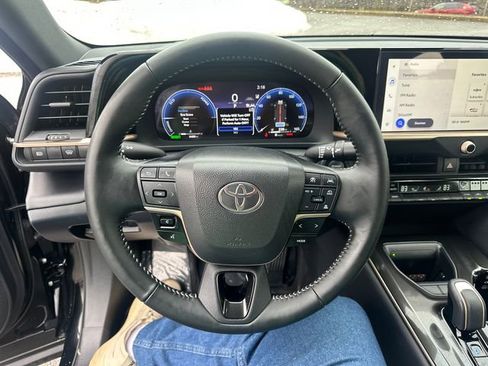 Certified 2026 Toyota Crown AWD/4WD image 36