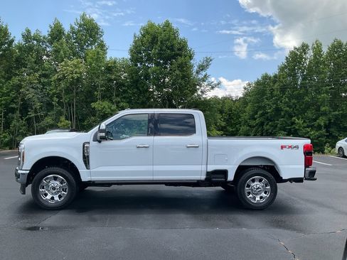 New 2026 Ford F250 Lariat w/ Chrome Package AWD/4WD image 8