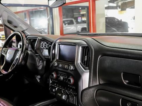 Used 2022 Chevrolet Silverado 2500 LTZ w/ LTZ Plus Package image 13