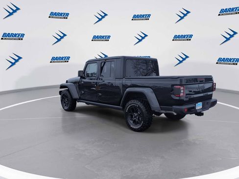 Used 2024 Jeep Gladiator Sport image 6