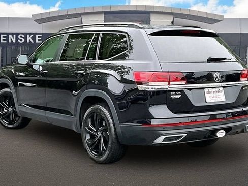 Used 2021 Volkswagen Atlas SE w/ Panoramic Sunroof Package AWD/4WD image 12