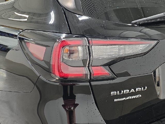 Used 2021 Subaru Outback Touring XT AWD/4WD image 32