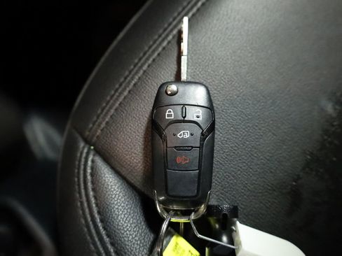 Used 2023 Ford Transit Connect XL image 24