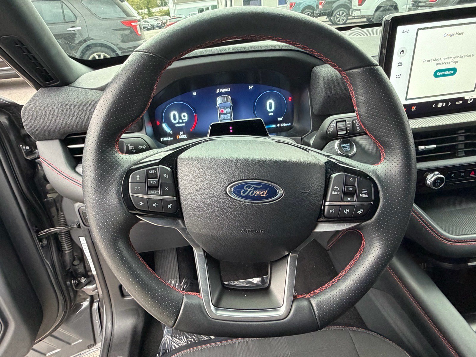 Used 2025 Ford Explorer ST-Line w/ ST-Line Street Pack AWD/4WD image 26