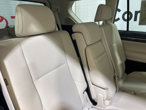 Used 2023 Lexus GX 460 Premium w/ Premium Plus Package image 18
