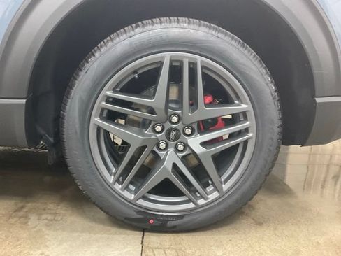New 2026 Ford Explorer ST-Line w/ ST-Line Street Pack AWD/4WD image 18