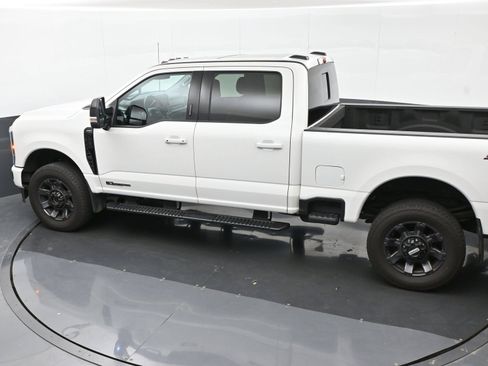 Used 2024 Ford F250 Lariat w/ Lariat Ultimate Package AWD/4WD image 31