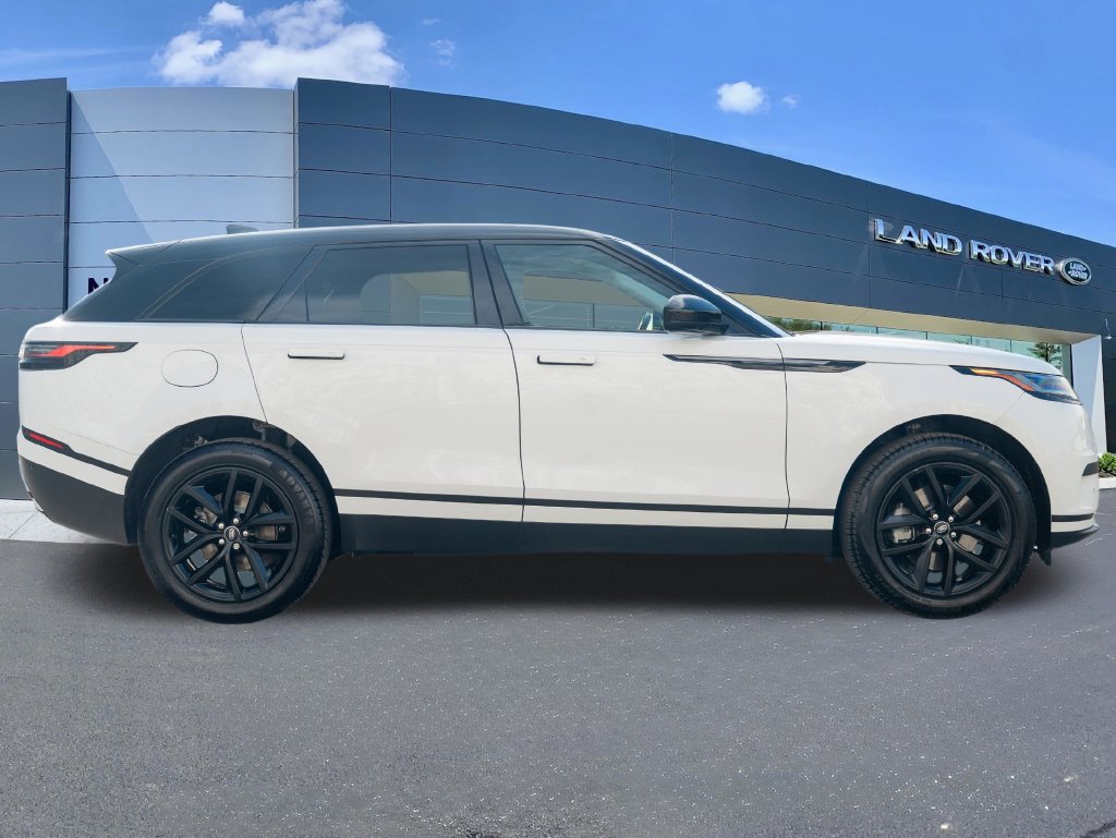 Used 2024 Land Rover Range Rover Velar S AWD/4WD image 9