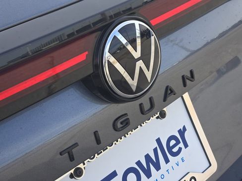 New 2026 Volkswagen Tiguan SE R-Line image 7