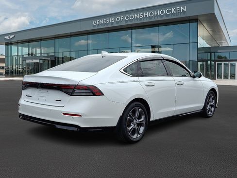 Used 2023 Honda Accord EX-L image 6