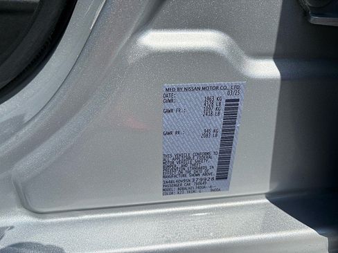 Used 2025 Nissan Altima 2.5 SV FWD image 19