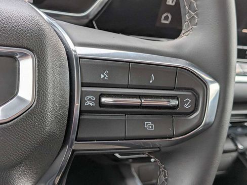 Used 2024 GMC Canyon Elevation w/ Trailering Package image 25