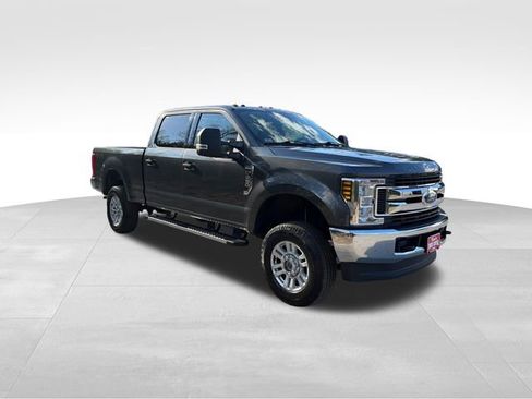 Used 2019 Ford F250 XLT w/ Snow Plow Prep Package AWD/4WD image 1