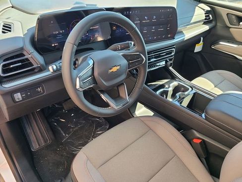 New 2026 Chevrolet Traverse LT w/ Driver Confidence Package image 13