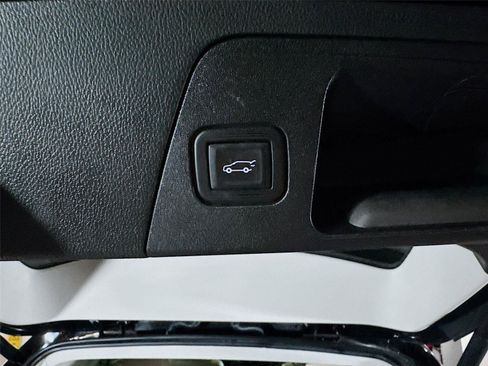 Used 2020 Buick Envision Preferred FWD image 20