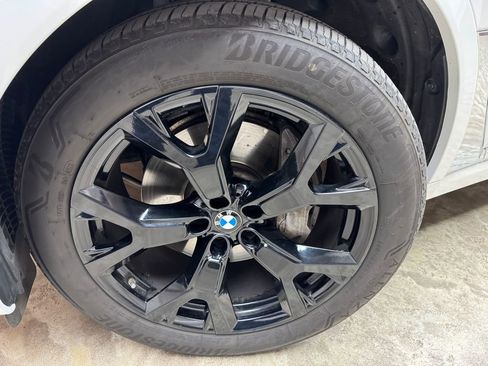 Certified 2024 BMW X7 xDrive40i w/ Climate Comfort Package AWD/4WD image 32