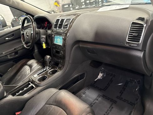 Used 2011 GMC Acadia Denali AWD/4WD image 17