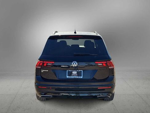 Used 2021 Volkswagen Tiguan SE R-Line image 7