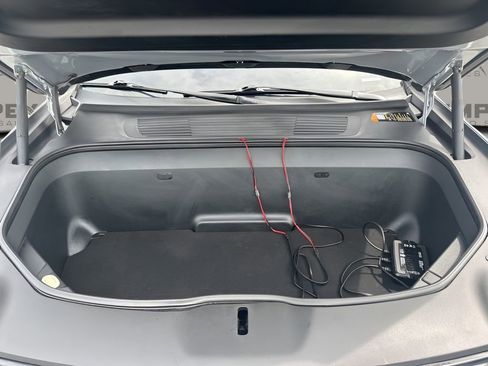 Used 2022 Rivian R1T Launch Edition image 35