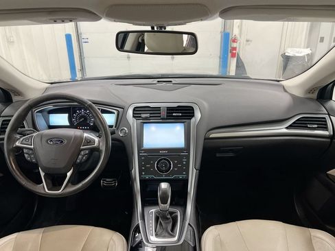 Used 2014 Ford Fusion Titanium FWD image 10