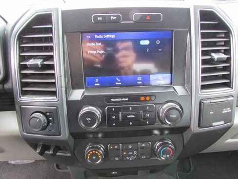 Used 2022 Ford F250 XLT image 24