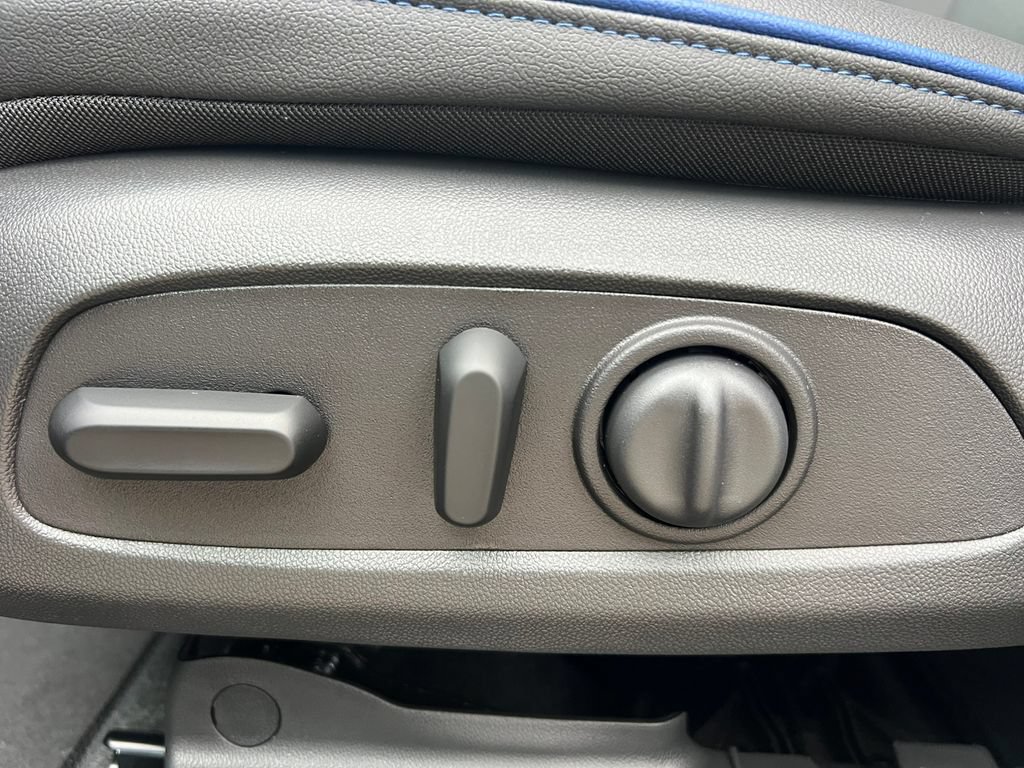 New 2026 Buick Envista Sport Touring w/ Convenience I Package FWD image 8
