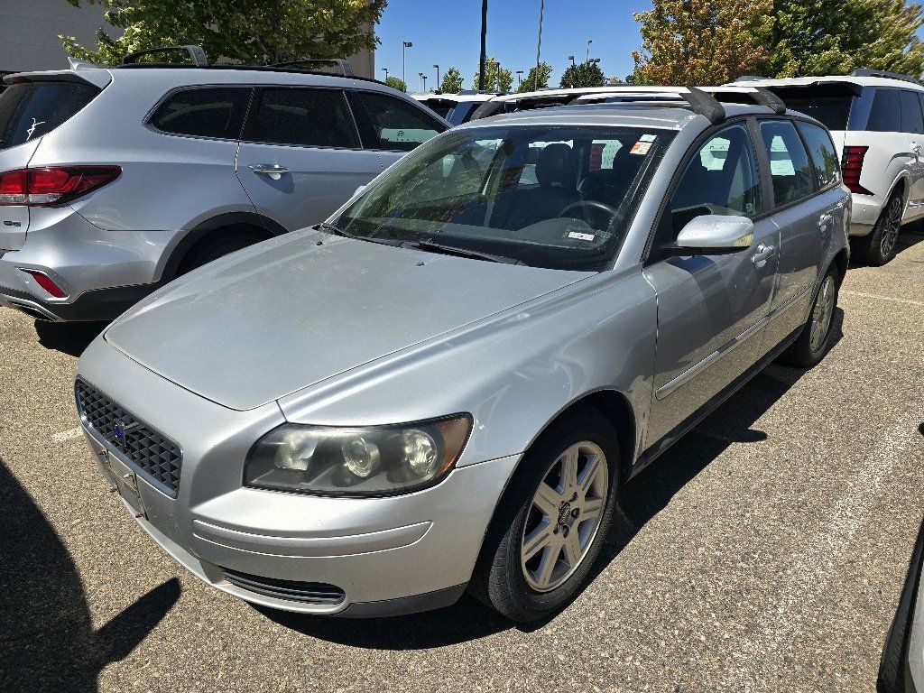 Used 2006 Volvo V50 2.4i FWD image 1