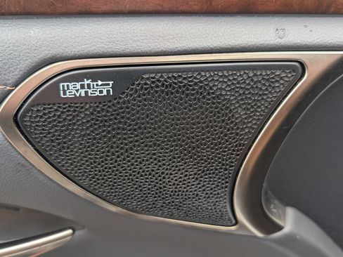 Used 2022 Lexus ES 350 Luxury w/ Accessory Package image 22