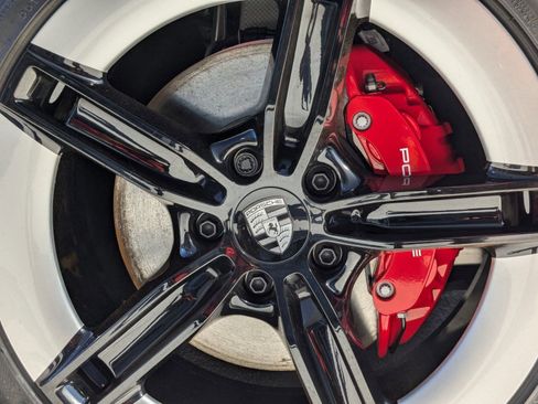 New 2025 Porsche Taycan 4S AWD/4WD image 19
