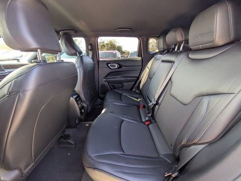 New 2026 Jeep Compass Latitude image 12